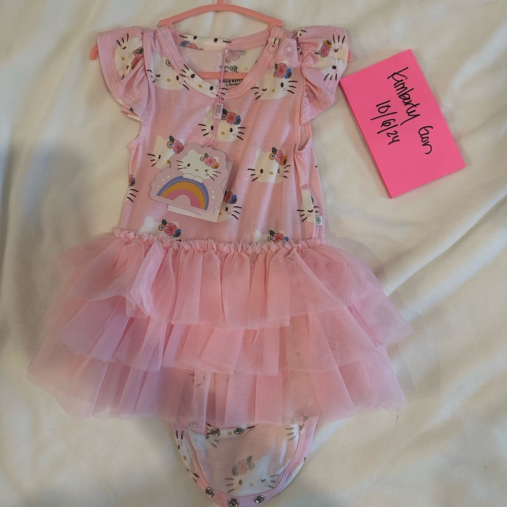Posh Peanut Hello Kitty